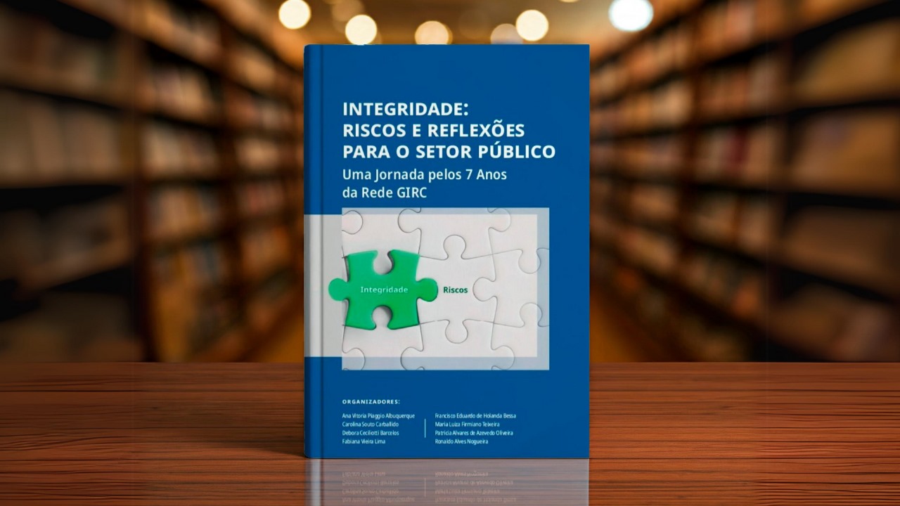 Equipe da CGE assina artigo em livro sobre integridade no setor público